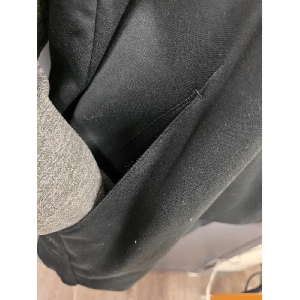 Black Nike 106